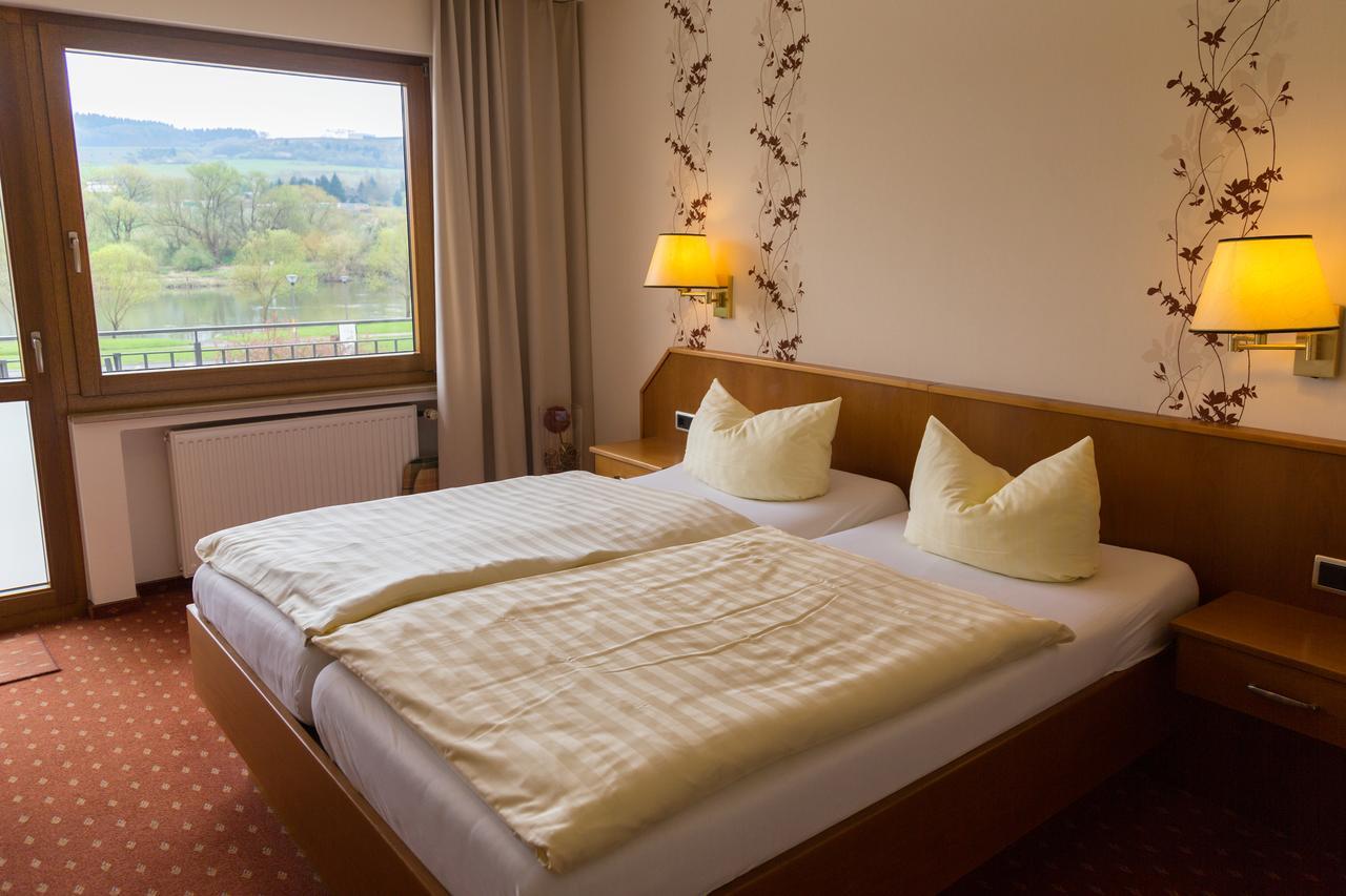 Hotel Zehnthof Ürzig المظهر الخارجي الصورة